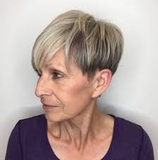 Joan Petrie (joanpuk)