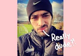 Zayn Malik Nearly Gets Into Shirtless Brawl Outside A New York City Bar!