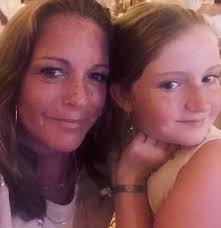 Kind stranger steps in as Rugby girl buys flowers for hard-working mum