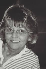 Holly Dotson's Instagram, Twitter & Facebook