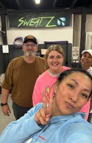 Christmas week ladies, come join us and SLAY your workout 🎅🏻 MONDAY 5:00  am