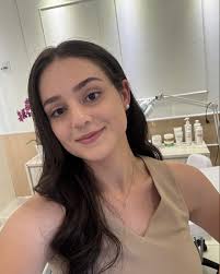 Emilly Caroline Lange (@emillycarolinelange) • Instagram photos and videos