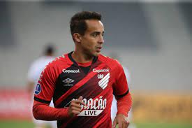 Shots athletico pr had 9 shots, of which 3 were on target. Jadson Renova Contrato Com O Athletico Ate O Fim Do Ano