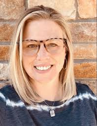 Colleen Mortensen's Instagram, Twitter & Facebook