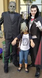 We did not find results for: What A Bunch Of Characters At Universal Studios Hollywood Cleverly Catheryn