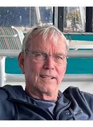 Estee Smith's Instagram, Twitter & Facebook