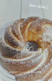 Leichter Vanille Gugelhupf Er Spart An Kalorien Aber Nicht Am Geschmack Rezept Kuchen Ohne Butter Gugelhupf Rezept Saftig Lecker Backen