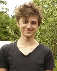 Islanders grapple with tragic death of Vashon High School student