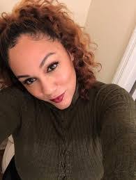 Lisa Wyche's Instagram, Twitter & Facebook