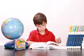 Resultado de imagen para IMAGES OF CHILDREN STUDYING