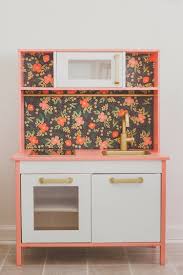 Chambre D Enfant 5 Manieres De Customiser La Mini Cuisine Ikea Duktig Plumetis Magazine Diy Play Kitchen Ikea Play Kitchen Play Kitchen