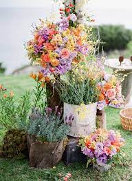 Tps Header Flowers Can Be An Expensive Wedding Detail But As Any Savvy Bride Knows There Are Many Ways To Dugun Cicekleri Cicek Aranjmani Dis Mekan Dugunleri