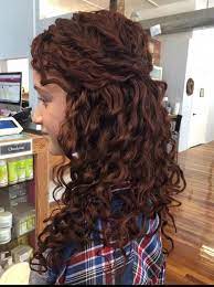 Wedding Hair Stylists Near Me Curly Wedding Hair Wedding Hair Veil Wedding Hair With Flowe Curly Hair Styles Naturally Curly Bridal Hair Curly Wedding Hair