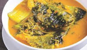 Isi durian ini diasingkan daripada bijinya dan ditambah dengan sedikit garam dan disimpan selama tiga hingga lima hari di dalam suhu bilik untuk proses penapaian. Resepi Ikan Tempoyak