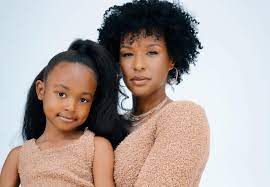 In the photo, lebron can be seen smiling and sitting with his wife savannah, 33, and their kids, including sons bronny, 15, and bryce, 12, and daughter zhuri, 5. Lebron James Wife Savannah James And Daughter Pose In Sweet Photo