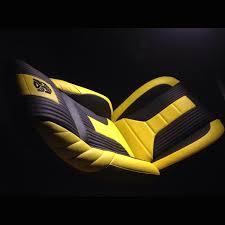Black And Yellow Mustang Seat Covers Camaro Seat Custom Yellow And Black Transformer Design Banco De Couro Auto Estofamento