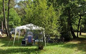 Découvrez l'offre de camping dans les landes 4 étoiles, camping en dordogne en pleine nature, camping avec piscine géante ou. Camping Pitches In Landes Soustons Lake áƒ Azu Rivage