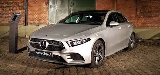 Con caja de cambios manual y 4 puertas, este vehículo es del año 2019. Lanzamiento Nuevo Mercedes Benz Clase A En Argentina Desde U S 45 800 16 Valvulas