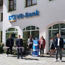 Kontaktoplysninger vil være til rådighed for mange. Benedikt Burkhardt Bankkaufmann Vr Bank Werdenfels Eg Linkedin