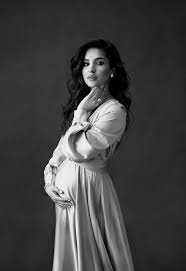 Pin On What To Wear For Maternity Pictures