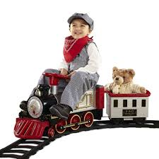 The Fao Schwarz Ride On Train Hammacher Schlemmer Ride On Train Fao Schwarz Ride On Toys
