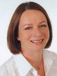 Anna Schoch's Instagram, Twitter & Facebook