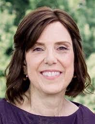 Heather Carbone's Instagram, Twitter & Facebook