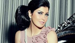 إنتابت الفنانة السورية جومانا مراد نوبة من الهلع والبكاء بسبب المقلب الذي تعرّضت له ضمن برنامج خمس نجوم. Ø¨Ø§Ù„ÙÙŠØ¯ÙŠÙˆ Ø¬ÙˆÙ…Ø§Ù†Ø§ Ù…Ø±Ø§Ø¯ ØªØ³ØªØ¹Ø±Ø¶ Ø³ÙŠØ§Ø±ØªÙ‡Ø§ Ø§Ù„Ø±Ø§Ù‚ÙŠØ© Ø§Ù„Ø¬Ø¯