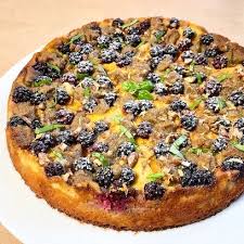 Ist der kuchen ausgekühlt, kuchen mit einem löffel etwa 1cm tief aushöhlen. Blackberry Peach Kuchen Keto Low Carb Sugar Free Vegetarian