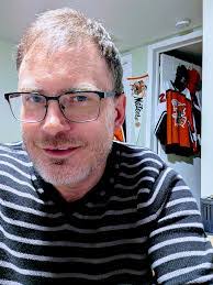 Jan Doan's Instagram, Twitter & Facebook