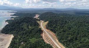 Sarawak's portion of the pan borneo highway was launched by najib in bintulu in march 2015, and sabah's in april 2016. Malaysia S 786 Km Pan Borneo Highway Sarawak Integrates Bentley S Bim With Gis Bizness Transform