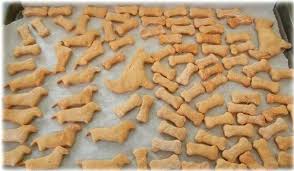Recettes De Biscuits Pour Chiens Recettes De Biscuits Pour Chien Recettes De Nourriture Pour Chien Biscuits Pour Chiens
