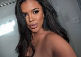 Lizzie Ware (@thelizzieware) • Instagram photos and videos