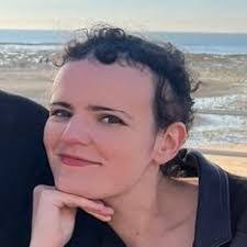 Sarah Glaze's Instagram, Twitter & Facebook