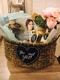 Bride To Be Hamper I Made This Hamper For My Wonderful Best Friend As A Gift To St Wedding Planning Gifts Best Friend Wedding Gifts Engagement Gift Baskets