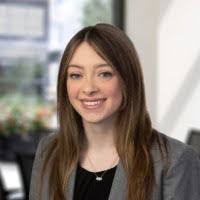 Jen Draper's Instagram, Twitter & Facebook