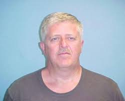 Police: Naked man approached woman, son at Horseneck Beach in Westport  WESTPORT