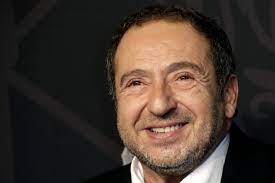 He has been nominated for 4 césar awards, three times as an actor and once as a writer. People Patrick Timsit Arrete Le One Man Show