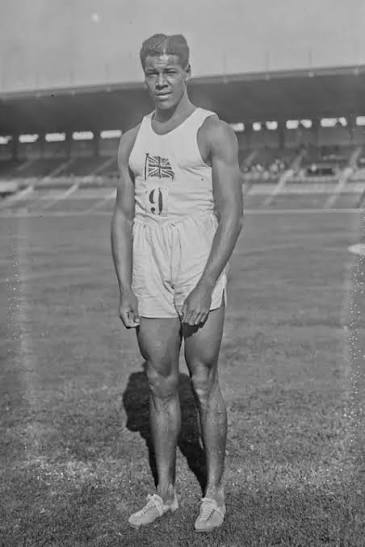 Trailblazer' athlete Jack London honoured with Newcastle plaque