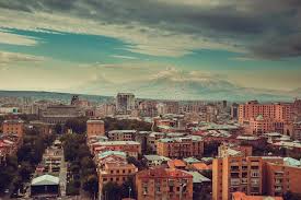 +374 10 59 11 99. Paysage Urbain Du Centre D Erevan Voyage Vers L Armenie Industrie Du Tourisme Le Mont Ararat Sur Le Fond Ciel Nuageux Architectur Photo Stock Image Du Construction Armenien 102410786