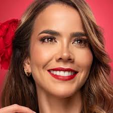 Rojo carmesí: de qué trata y cómo ver la telenovela de Netflix