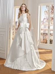 Maybe you would like to learn more about one of these? Goldene Brautkleider So Schon Sind Die Trend Kleider 2019