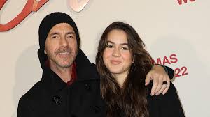Photo Calogero ?choriste? pour sa fille Nina : leur tendre duo musical ...