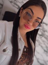 Camila Ribeiro (@rbr.camila) • Threads, Say more