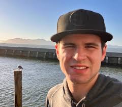 Did anyone else notice marc vds congratulate Jake in Parc ferme?? Have a  look at the drone footage 🔎🕵‍♂️