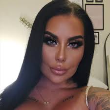 SHANNON ROSE WHITING 🌹 (@shannonrosewhiting) • Instagram photos and videos