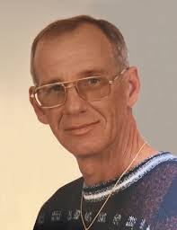 Ariel Daigle's Instagram, Twitter & Facebook