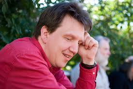 Mer än roliga på scen : Inre Ringen