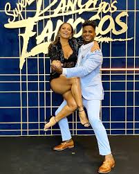 Classificada para a semifinal da disputa, paolla agradeceu a colaboração que teve com o professor e parceiro leandro azevedo, e a expectativa para essa nova edição Professor Baiano Sera Tecnico De Viviane Araujo Na Super Danca Dos Famosos
