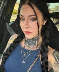 Can you get rid of the shadow in this picture with Cassidy and I?